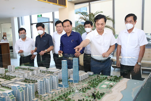 hacom-holdings